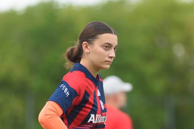 MUNICH, GERMANY - JULY 18: Goalkeeper Julia Kreuzpaintner (32 FC Bayern Munich II) before the pre-season friendly match between Bayern Munich II and First Vienna at FC Bayern Campus on July 18, 2026 in Munich, Germany (Photo by Sven Beyrich Sports Press Photo)  Copyright: xSvenxBeyrich SportsxPressxPhotox Sportspressphoto_SPR192739