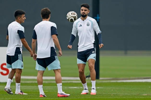 RECORD DATE NOT STATED 18th July 2026; Columbia Park Training Facility, Morristown, New Jersey, United States of America; FIFA World Cup, WM, Weltmeisterschaft, Fussball Football, Argentina Training Session; Flaco Lopez of Argentina controls the ball HeulerxAndrey DiaEsportivo