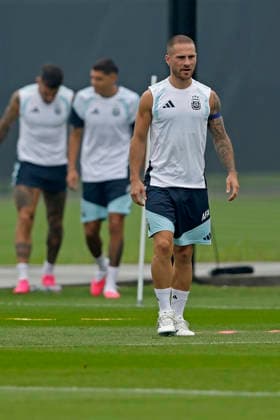 RECORD DATE NOT STATED 18th July 2026; Columbia Park Training Facility, Morristown, New Jersey, United States of America; FIFA World Cup, WM, Weltmeisterschaft, Fussball Football, Argentina Training Session; Alexis Mac Allister of Argentina looks on HeulerxAndrey DiaEsportivo