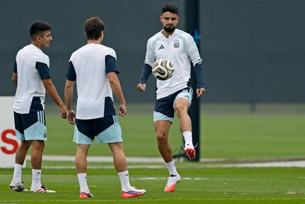 RECORD DATE NOT STATED 18th July 2026; Columbia Park Training Facility, Morristown, New Jersey, United States of America; FIFA World Cup, WM, Weltmeisterschaft, Fussball Football, Argentina Training Session; Flaco Lopez of Argentina controls the ball HeulerxAndrey DiaEsportivo