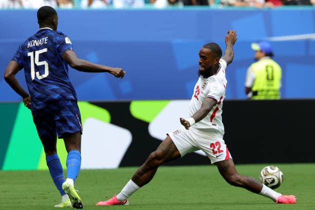 FIFA World Cup, WM, Weltmeisterschaft, Fussball 2026 3rd place playoff - France vs England Ibrahima Konate of France (L) in action against Ivan Toney of England (R) during the FIFA World Cup 2026 3rd place playoff match France against England, in Miami, Florida, USA, 18 July 2026. MIAMI United States  Copyright: xCRISTOBALxHERRERA-ULASHKEVICHx