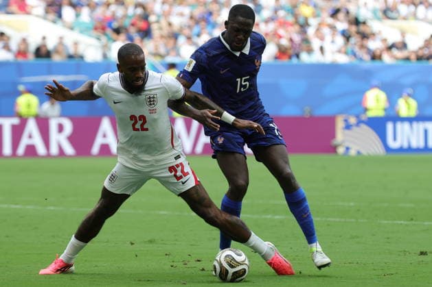 FIFA World Cup, WM, Weltmeisterschaft, Fussball 2026 3rd place playoff - France vs England Ivan Toney of England (L) in action against Ibrahima Konate of France (R) during the FIFA World Cup 2026 3rd place playoff match France against England, in Miami, Florida, USA, 18 July 2026. MIAMI United States  Copyright: xCRISTOBALxHERRERA-ULASHKEVICHx