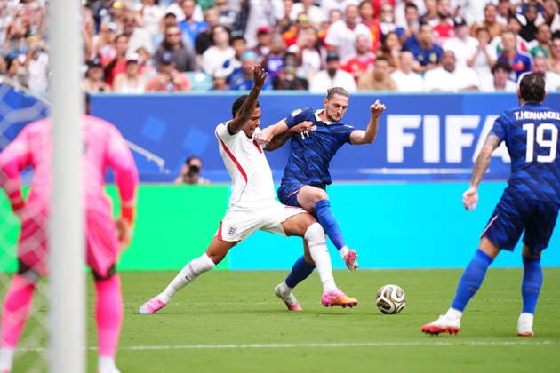 France v England - 2026 FIFA World Cup, WM, Weltmeisterschaft, Fussball - Bronze Final MIAMI GARDENS, FLORIDA - JULY 18: Morgan Rogers of England and Adrien Rabiot of France compete for the ball during the 2026 FIFA World Cup bronze-final match between France and England at Miami Stadium in Miami Gardens, Florida, United States, on July 18, 2026. Jose Hernandez Anadolu Florida United States. Editorial use only. Please get in touch for any other usage.  Copyright: x2026xAnadoluxJosexHernandezx