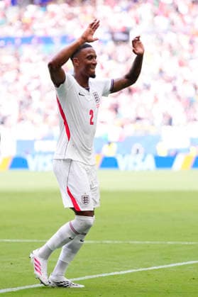France v England: Bronze Medal Match - FIFA World Cup, WM, Weltmeisterschaft, Fussball 2026 Ezri Konsa of England celebrates after scoring his team s second goal during the FIFA World Cup 2026 Bronze Medal Match match between France and England at Miami Stadium on July 18, 2026 in Miami Gardens, United States. Miami Gardens FL United States  Copyright: xJosexBretonx originalFilename:bretonhernandez-franceve260718_npHHE.jpg