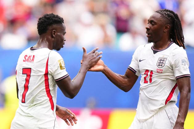 France v England: Bronze Medal Match - FIFA World Cup, WM, Weltmeisterschaft, Fussball 2026 Bukayo Saka of England celebrates after scoring his team s third goal with teammate Eberechi Eze of England during the FIFA World Cup 2026 Bronze Medal Match match between France and England at Miami Stadium on July 18, 2026 in Miami Gardens, United States. Miami Gardens FL United States  Copyright: xJosexBretonx originalFilename:bretonhernandez-franceve260718_npwCg.jpg
