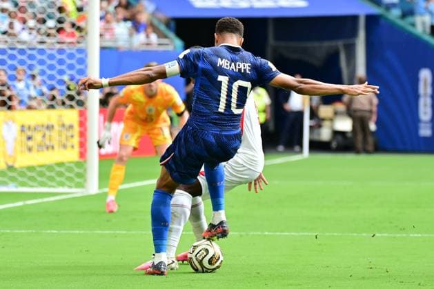 Miami Stadium, Miami (FL), 07 18 2026 - SPORTS WORLD CUP: FRANCE vs. ENGLAND - Kylian Mbappe of France - Match between FRANCE and ENGLAND, valid for the 3rd and 4th place match of the 2026 FIFA World Cup, WM, Weltmeisterschaft, Fussball held at Miami Stadium, in Miami, on the afternoon of this Saturday, July 18 (Photo: Eduardo Carmim Photo Premium SPP) 30930 (Eduardo Carmim SPP)  Copyright: xEduardoxCarmimx xSPPx spp-en-EdCa-eduardo_carmim_photo_premium_494516