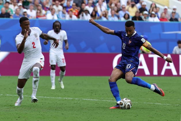 FIFA World Cup, WM, Weltmeisterschaft, Fussball 2026 3rd place playoff - France vs England Kylian Mbappe of France scores the 3-4 goal during the FIFA World Cup 2026 3rd place playoff match France against England, in Miami, Florida, USA, 18 July 2026. MIAMI United States  Copyright: xCRISTOBALxHERRERA-ULASHKEVICHx