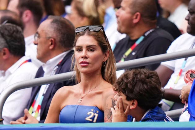 France v England: Bronze Medal Match - FIFA World Cup, WM, Weltmeisterschaft, Fussball 2026 Victoria Triay, wife of Lucas Hernandez attends during the FIFA World Cup 2026 Bronze Medal Match match between France and England at Miami Stadium on July 18, 2026 in Miami Gardens, United States. Miami Gardens FL United States  Copyright: xJosexBretonx originalFilename:bretonhernandez-franceve260718_npa63.jpg