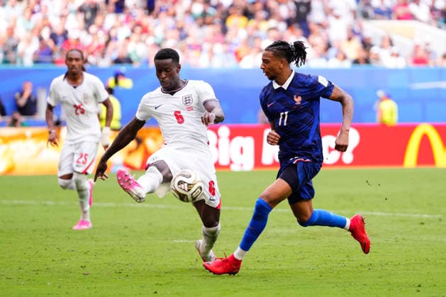 France v England: Bronze Medal Match - FIFA World Cup, WM, Weltmeisterschaft, Fussball 2026 Michael Olise of France and Marc Guehi of England compete for the ball during the FIFA World Cup 2026 Bronze Medal Match match between France and England at Miami Stadium on July 18, 2026 in Miami Gardens, United States. Miami Gardens FL United States  Copyright: xJosexBretonx originalFilename:bretonhernandez-franceve260718_npzbP.jpg