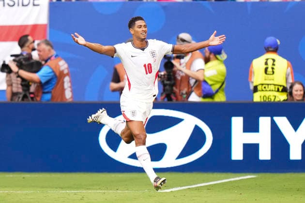 France v England: Bronze Medal Match - FIFA World Cup, WM, Weltmeisterschaft, Fussball 2026 Jude Bellingham of England celebrates after scoring his team s sixth goal during the FIFA World Cup 2026 Bronze Medal Match match between France and England at Miami Stadium on July 18, 2026 in Miami Gardens, United States. Miami Gardens FL United States  Copyright: xJosexBretonx originalFilename:bretonhernandez-franceve260718_npSga.jpg
