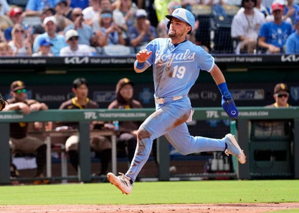 July 18, 2026: Kansas City Royals second baseman Michael Massey (19) hustles home to score against the Padres at Kauffman Stadium Kansas City, Missouri. CSM. Kansas City United States - ZUMAc04_ 20260718_zma_c04_010 Copyright: xJonxRobichaudx
