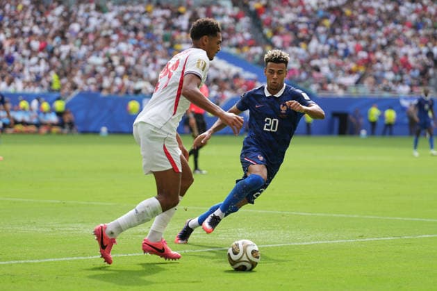MIAMI GARDENS, FL - JULY 18: France midfielder DÃ sirÃ DouÃ (20) pressures England defender Reece James (24) i the first half during the FIFA World Cup, WM, Weltmeisterschaft, Fussball 26 Bronze Final between France and England on Saturday, July 18, 2206 at Miami Stadium in Miami Gardens, FL (Photo by Peter Joneleit Icon Sportswire) SOCCER: JUL 18 FIFA World Cup 26 Bronze Final - France v England EDITORIAL USE ONLY Icon260718056