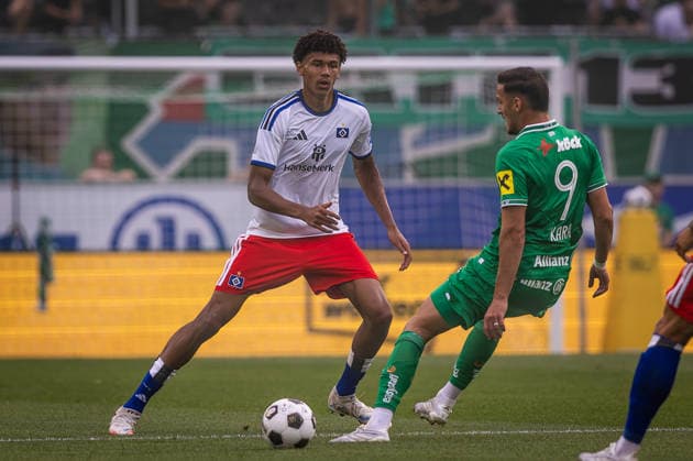 RAPID WIEN - HABMURGER SV Jason Bissi Mouelle of HSV on the ball during the pre season friendly football match between SC Rapid Vienna and Hamburger SV at the Allianz Stadion. Vienna, Austria, July 18, 2026. Photo by Branislav Racko Copyright: xx 080A8912