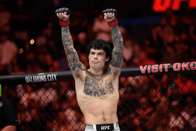 July 18, 2026, Oklahoma City, Oklahoma, United States: TOMMY MCMILLEN and ALBERTO MONTES fight in their 3-round Featherweight bout at UFC Fight Night OKC at the Paycom Center in Oklahoma City, OK. Oklahoma City United States - ZUMAs346 20260718_zsp_s346_049 Copyright: xAlejandroxSalazarx