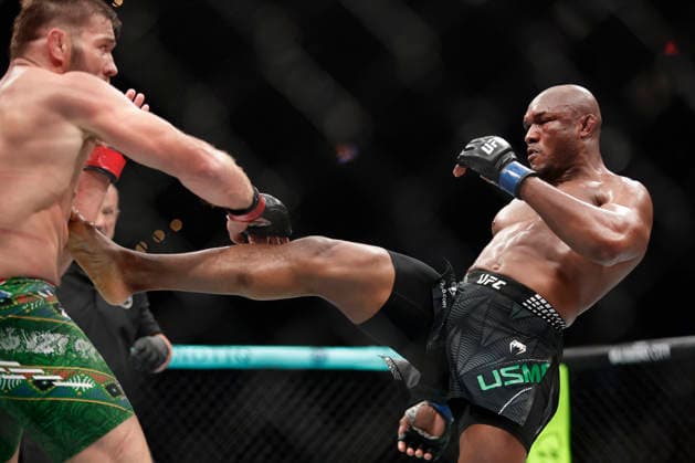 July 18, 2026, Oklahoma City, Oklahoma, United States: DRICUS DU PLESSIS and KAMARU USMAN fight in a 5-round Middleweight Main Event bout at UFC Fight Night OKC at the Paycom Center in Oklahoma City, OK. Oklahoma City United States - ZUMAs346 20260718_zsp_s346_055 Copyright: xAlejandroxSalazarx
