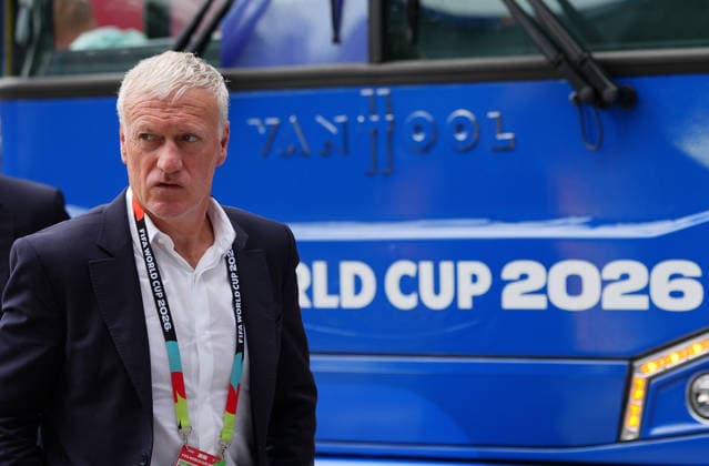 (260719) -- MIAMI, July 19, 2026 -- Didier Deschamps, head coach of France, arrives for the bronze final match between France and England at the 2026 FIFA World Cup, WM, Weltmeisterschaft, Fussball in Miami, the United States, July 18, 2026. ) (SP)U.S.-MIAMI-FOOTBALL-FIFA WORLD CUP-BRONZE FINAL-FRA VS ENG HuxXingyu 