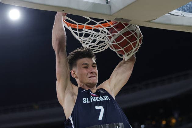 (260719) -- LJUBLJANA, July 19, 2026 -- Vit Hrabar of Slovenia dunks during the semifinal match between France and Slovenia at FIBA U20 EuroBasket 2026 in Ljubljana, Slovenia, July 18, 2026. (Photo by Xinhua) (SP)SLOVENIA-LJUBLJANA-BASKETBALL-FIBA U20 EUROBASKET-FRANCE VS SLOVENIA ZeljkoxStevanic 