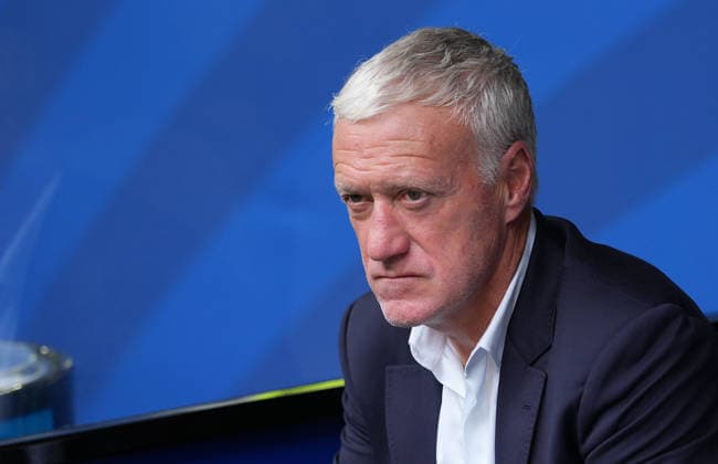 (260719) -- MIAMI, July 19, 2026 -- Didier Deschamps (L), head coach of France, is pictured before the bronze final match between France and England at the 2026 FIFA World Cup, WM, Weltmeisterschaft, Fussball in Miami, the United States, July 18, 2026. ) (SP)U.S.-MIAMI-FOOTBALL-FIFA WORLD CUP-BRONZE FINAL-FRA VS ENG HuxXingyu 