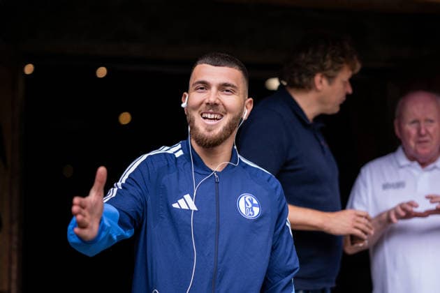 19.07.2026, Fussball, , Saison 2025 2026, Testspiel, FC Erzgebirge Aue - FC Schalke 04, Hasan Kurucay (FC Schalke 04) xRHR-FOTO YYx *** July 19, 2026, Soccer, , 2025–2026 Season, Friendly Match, FC Erzgebirge Aue vs. FC Schalke 04, Hasan Kurucay, FC Schalke 04 xRHR PHOTO YYx Copyright: KROEGER RHR-FOTOx RHR-FOTO YY