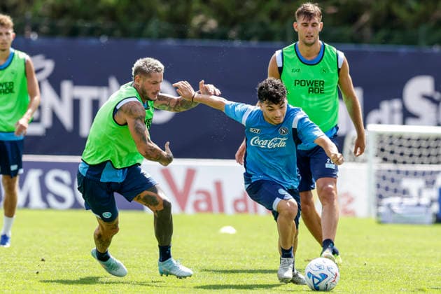 SSC Napoli preseason 2026-27 Napoli s Italian defender Pasquale Mazzocchi and SSC Napoli Italian midfielder Vincenzo Prisco during third day SSC Napoli s 2026-27 preseason training camp in val di sole in Trentino, Dimaro Folgarida July, 19 2026. _BPH2686 Copyright: xAntonioxBalascox