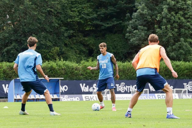 SSC Napoli preseason 2026-27 Napoli s Italian defender Giovanni Di Lorenzo during third day SSC Napoli s 2026-27 preseason training camp in val di sole in Trentino, Dimaro Folgarida July, 19 2026. ABP15515 Copyright: xAntonioxBalascox