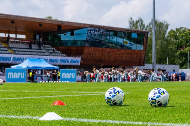 Testspiel: TSG Balingen vs. VfB Stuttgart; 19.07.2026 Balingen, GERMANY - 19. July 2027: Die Bizerba Arena vor dem Testspiel zwischen der TSG Balingen und dem VfB Stuttgart in der BIZERBA ARENA, Balingen. *** Friendly Match: TSG Balingen vs. VfB Stuttgart, July 19, 2026, Balingen, GERMANY, July 19, 2027. The Bizerba Arena before the friendly match between TSG Balingen and VfB Stuttgart at the BIZERBA ARENA in Balingen Copyright: xBEAUTIFULxSPORTS Steinx