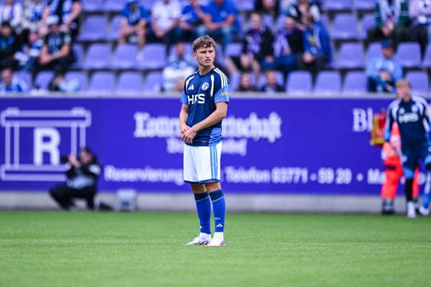 19.07.2026, Fussball, , Saison 2025 2026, Testspiel, FC Erzgebirge Aue - FC Schalke 04, Vitalie Becker (FC Schalke 04) xRHR-FOTO YYx *** July 19, 2026, Soccer, , 2025–2026 Season, Friendly Match, FC Erzgebirge Aue vs. FC Schalke 04, Vitalie Becker, FC Schalke 04 xRHR PHOTO YYx Copyright: KROEGER RHR-FOTOx RHR-FOTO YY