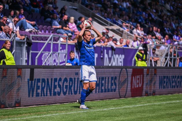 19.07.2026, Fussball, , Saison 2025 2026, Testspiel, FC Erzgebirge Aue - FC Schalke 04, Timo Becker (FC Schalke 04) xRHR-FOTO YYx *** July 19, 2026, Soccer, , 2025–2026 Season, Friendly Match, FC Erzgebirge Aue vs. FC Schalke 04, Timo Becker, FC Schalke 04 xRHR PHOTO YYx Copyright: KROEGER RHR-FOTOx RHR-FOTO YY