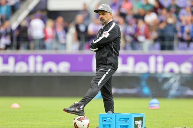 19.07.2026, xtgx, Fussball - Testspiel Erzgebirge Aue - FC Schalke 04 v.l. Khvicha Shubitidze (Aue, Trainer) (DFL DFB REGULATIONS PROHIBIT ANY USE OF PHOTOGRAPHS as IMAGE SEQUENCES and or QUASI-VIDEO) Aue *** July 19, 2026, xtgx, Soccer Friendly Match: Erzgebirge Aue vs. FC Schalke 04, featuring Khvicha Shubitidze (Aue), Coach. DFL and DFB regulations prohibit any use of photographs as image sequences and or quasi-video (Aue)