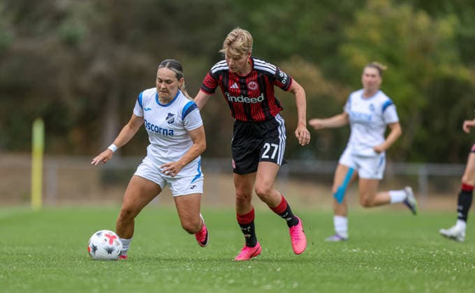 GER, Frankfurt, Eintracht Frankfurt vs SC Sand, Vorbereitung, Fussball, DFB, Spielzeit 2026 2027, Sportanlage Goldstein, Testspiel im Bild v.l.: Pija Reininger (SC Sand Frauen 17), Paulina Krumbiegel (Eintracht Frankfurt Frauen 22) DFB DFL REGULATIONS PROHIBIT ANY USE OF PHOTOGRAPHS AS IMAGE SEQUENCES AND OR QUASI-VIDEO, 19.07.2026 *** GER, Frankfurt, Eintracht Frankfurt vs. SC Sand, Preseason, Soccer, DFB, 2026–2027 Season, Goldstein Sports Complex, Friendly Match (Pictured, from left: Pija Reininger, SC Sand Women’s U-17), Paulina Krumbiegel, Eintracht Frankfurt Women’s U-22, DFB, DFL. REGULATIONS PROHIBIT ANY USE OF PHOTOGRAPHS AS IMAGE SEQUENCES AND OR QUASI-VIDEO, July 19, 2026 Copyright: HMBxMedia HendrikxHamelau