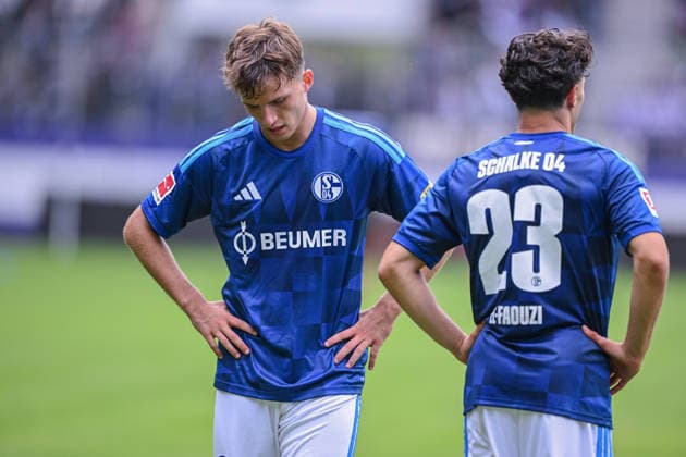 19.07.2026, Fussball, , Saison 2025 2026, Testspiel, FC Erzgebirge Aue - FC Schalke 04, Vitalie Becker (FC Schalke 04), Soufiane El-Faouzi (FC Schalke 04) xRHR-FOTO YYx *** July 19, 2026, Soccer, , 2025–2026 season, Friendly match, FC Erzgebirge Aue vs. FC Schalke 04, Vitalie Becker (FC Schalke 04), Soufiane El Faouzi (FC Schalke 04) xRHR PHOTO YYx Copyright: KROEGER RHR-FOTOx RHR-FOTO YY