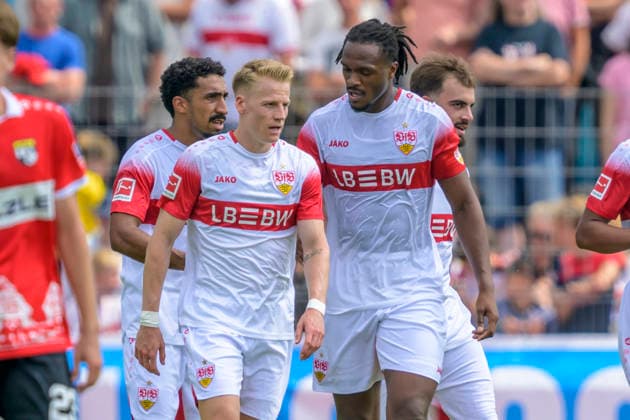 im Bild v.l.: Tor, Treffer, Jubel, Torjubel, Freude, Begeisterung, feiert, nach 0:3 durch Chris Fuehrich ( 10, VFB Stuttgart), GER, Balingen Fussball, Testspiel, TSG Balingen vs VfB Stuttgart in der Bizerba Arena Balingen, 19.07.2026, DFB DFL REGULATIONS PROHIBIT ANY USE OF PHOTOGRAPHS AS IMAGE SEQUENCES AND OR QUASI-VIDEO, *** In the photo, from left: goal, score, celebration, goal celebration, joy, excitement, celebrating, after the 0–3 goal by Chris Fuehrich 10, VFB Stuttgart, GER, Balingen Soccer, Friendly Match, TSG Balingen vs. VfB Stuttgart at the Bizerba Arena in Balingen, July 19, 2026, DFB and DFL regulations prohibit any use of photographs as image sequences and or quasi-video, Copyright: HMBxMedia UwexKoch