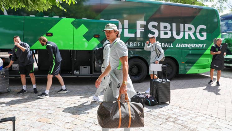 VfL Trainingslager, Weimarer Land Blankenhain, 19.07.2026, Fußball, Herren, Saison 2026 2027, 2. BL, VfL Wolfsburg, Sommer-Trainingslager: Tag 1. Ankunft, Fabian Reese (VfL Wolfsburg) Weimarer Land Niedersachsen Deutschland *** VfL Training Camp, Weimarer Land Blankenhain, July 19, 2026, Soccer, Men s, 2026–2027 Season, 2. Bundesliga, VfL Wolfsburg, Summer Training Camp Day 1: Arrival, Fabian Reese, VfL Wolfsburg, Weimarer Land, Lower Saxony, Germany