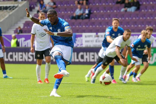 19.07.2026, xtgx, Fussball - Testspiel Erzgebirge Aue - FC Schalke 04 v.l. Bryan Lasme (Schalke, 11) verschiesst Elfmeter (DFL DFB REGULATIONS PROHIBIT ANY USE OF PHOTOGRAPHS as IMAGE SEQUENCES and or QUASI-VIDEO) Aue *** July 19, 2026, xtgx, Soccer Friendly Match Erzgebirge Aue vs. FC Schalke 04, Bryan Lasme (Schalke), 11 misses penalty kick. DFL and DFB regulations prohibit any use of photographs as image sequences and or quasi-video. Aue