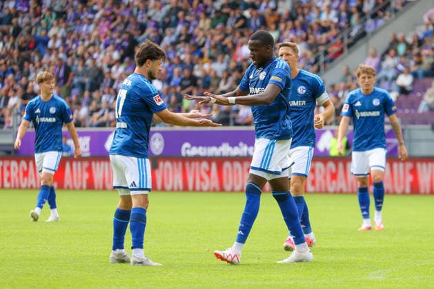 19.07.2026, xtgx, Fussball - Testspiel Erzgebirge Aue - FC Schalke 04 v.l. Bryan Lasme (Schalke, 11) Jubel, Torjubel, jubelt ueber das Tor, celebrate the goal, celebration (DFL DFB REGULATIONS PROHIBIT ANY USE OF PHOTOGRAPHS as IMAGE SEQUENCES and or QUASI-VIDEO) Aue *** July 19, 2026, xtgx, Soccer Friendly: Erzgebirge Aue vs. FC Schalke 04, featuring Bryan Lasme (Schalke), 11 cheers, Goal celebration, cheering the goal, celebrate the goal, celebration DFL DFB REGULATIONS PROHIBIT ANY USE OF PHOTOGRAPHS as IMAGE SEQUENCES and or QUASI-VIDEO Aue