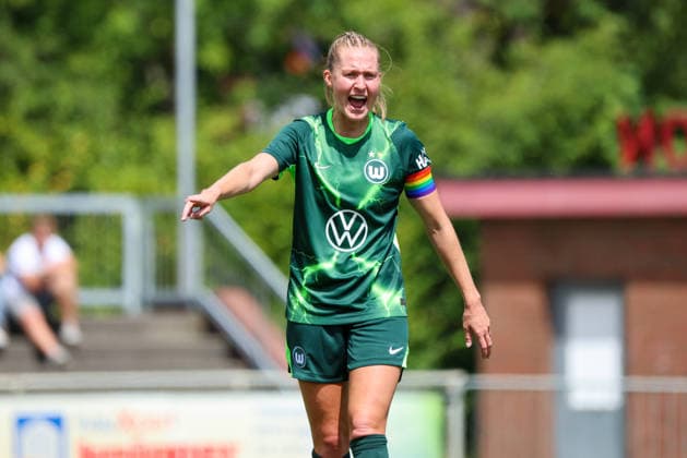 Herzlake, Deutschland: 19.07.2026 - Testspiel - SV Meppen Frauen vs. VfL Wolfsburg Frauen Im Bild: Janina Minge (Wolfsburg) *** Herzlake, Germany, July 19, 2026 Friendly match: SV Meppen Women vs. VfL Wolfsburg Women Pictured: Janina Minge (Wolfsburg) Copyright: HMBxMedia MadeleinexFantini
