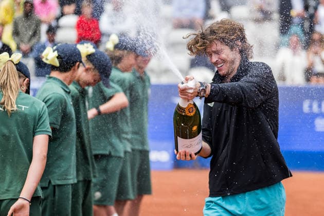 Sport Themen der Woche KW29 Sport Bilder des Tages 260719 Andrey Rublev of Russia celebrates after winning men™s singles during day 7 of the Nordea Open on July 19, 2026 in Bastad. Photo: Niclas Jönsson BILDBYRAN COP 273 NO0430 tennis ATP, Tennis Herren 250 nordea open bbeng final jubel celebration *** July 19, 2026: Andrey Rublev of Russia celebrates after winning the men’s singles title on day 7 of the Nordea Open on July 19, 2026 in Bastad. Photo by Niclas Jönsson, BILDBYRAN COP 273 NO0430 tennis ATP 250 Nordea Open BBENG final jubilation celebration  Copyright: NICLASxJÖNSSON BB260719NO084