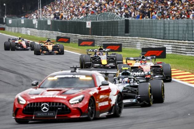 SPA - Andrea Kimi Antonelli (Mercedes-AMG PETRONAS Formula One Team), Charles Leclerc (Scuderia Ferrari HP) and Max Verstappen (Oracle Red Bull Racing) during the Belgian Grand Prix race at the Spa-Francorchamps circuit. SEM VAN DER WAL ANP xVIxANPxSportx xxANPxIVx 563841191 originalFilename: 563841191.jpg