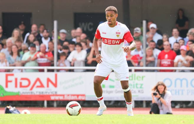 19.07.2026, Deutschland, Balingen, Fußball Bundesliga, Saison 2026 2027, Testspiel, TSG Balingen vs. VfB Stuttgart, Nikolas Nartey (VfB) *** July 19, 2026, Germany, Balingen, Bundesliga, 2026–2027 season, Friendly match, TSG Balingen vs. VfB Stuttgart, Nikolas Nartey (VfB)