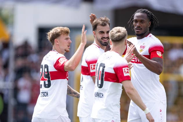Jovan Milosevic, (VFB Stuttgart, 19), erzielt das Tor zum 0:1 fuer den VFB Stuttgart, TSG Balingen vs. VFB Stuttgart, Fussball, Testspiel, Saison 2026 2027, 19.07.2026 Eibner-Pressefoto Andreas Ulmer TSG Balingen vs. VFB Stuttgart, Fussball, Testspiel, Saison 2026 2027, 19.07.2026 Balingen *** Jovan Milosevic, VFB Stuttgart, 19, scores the goal to make it 0–1 for VFB Stuttgart, TSG Balingen vs. VFB Stuttgart, soccer, friendly match, 2026–2027 season, July 19, 2026, Eibner Press Photo, Andreas Ulmer, TSG Balingen vs. VFB Stuttgart, soccer, friendly match, 2026–2027 season, July 19, 2026, Balingen Copyright: xEibner-Pressefoto AndreasxUlmerx EP_AUR