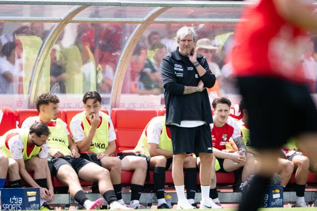 Michael Schiling, (TSG Balingen, Trainer), TSG Balingen vs. VFB Stuttgart, Fussball, Testspiel, Saison 2026 2027, 19.07.2026 Eibner-Pressefoto Andreas Ulmer TSG Balingen vs. VFB Stuttgart, Fussball, Testspiel, Saison 2026 2027, 19.07.2026 Balingen *** Michael Schiling, TSG Balingen, Coach, TSG Balingen vs. VFB Stuttgart, Soccer, Friendly Match, 2026–2027 Season, July 19, 2026 Eibner Press Photo Andreas Ulmer TSG Balingen vs. VFB Stuttgart, soccer, friendly match, 2026–2027 season, July 19, 2026 Balingen Copyright: xEibner-Pressefoto AndreasxUlmerx EP_AUR