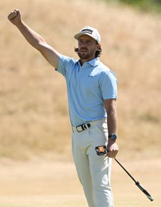 Tommy Fleetwood (ENG) celebrates holing a Birdie putt on the 1st green 154th Open Golf Championships, Royal Birkdale, Southport, UK - 19 Jul 2026Southport Royal Birkdale United Kingdom  Copyright: xGreigxCowie Shutterstockx 16988299a