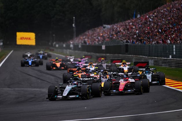 F1 - BELGIAN GRAND PRIX 2026 start of the race, depart, 12 KIMI ANTONELLI Andrea (ita), Mercedes AMG F1 Team W17, action 16 LECLERC Charles (mco), Scuderia Ferrari SF-26, action during the Formula 1 Belgian Grand Prix 2026, 10th round of the 2026 Formula One World Championship, WM, Weltmeisterschaft from July 17 to 19, 2026 on the Circuit de Spa-Francorchamps, in Stavelot, Belgium -  Copyright: xALBERTOxVIMERCATIx