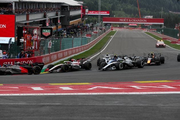F1 - BELGIAN GRAND PRIX 2026 start of the race, depart, 11 PEREZ Sergio (mex), Cadillac F1 Team CA01, action during the Formula 1 Belgian Grand Prix 2026, 10th round of the 2026 Formula One World Championship, WM, Weltmeisterschaft from July 17 to 19, 2026 on the Circuit de Spa-Francorchamps, in Stavelot, Belgium -  Copyright: xEricxAlonsox
