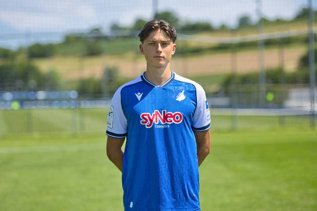 Konstantin Aleksa; TSG Hoffenheim II; 3.Liga, Portraittermin 2026 2027 Zuzenhausen *** Konstantin Aleksa, TSG Hoffenheim II, 3. Liga, Photo Shoot 2026–2027, Zuzenhausen Copyright: xEibner-Pressefoto JoergxHirschx EP_JHH