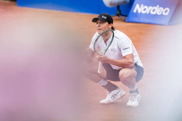 260719 Luciano Darderi of Italy looks dejected during day 7 of the Nordea Open on July 19, 2026 in Bastad. Photo: Niclas Jönsson BILDBYRAN COP 273 NO0430 tennis ATP, Tennis Herren 250 nordea open bbeng final depp *** July 19, 2026: Luciano Darderi of Italy looks dejected during Day 7 of the Nordea Open on July 19, 2026 in Bastad. Photo by Niclas Jönsson, BILDBYRAN COP 273 NO0430 tennis atp 250 nordea open bbeng final depp  Copyright: NICLASxJÖNSSON BB260719NO126
