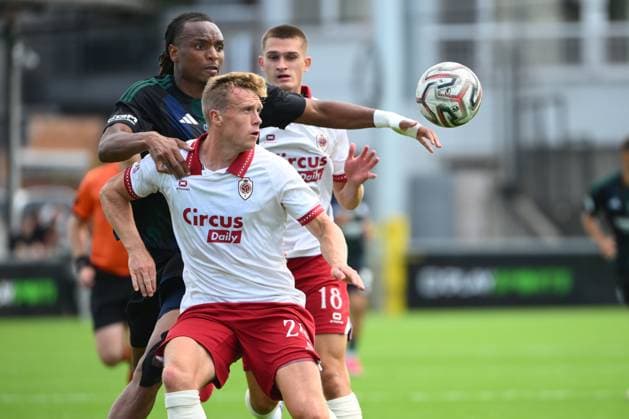Sporting Hasselt v Royal Antwerp FC - Jupiler Pro League Friendly HASSELT, BELGIUM - JULY 19 : Somers Thibo midfielder of Royal Antwerp FC during the Jupiler Pro League friendly match between Sporting Hasselt and Royal Antwerp FC on July 19, 2026 in Hasselt, Belgium, 19 07 2026 Hasselt Belgium  Copyright: xVincentxKalutx