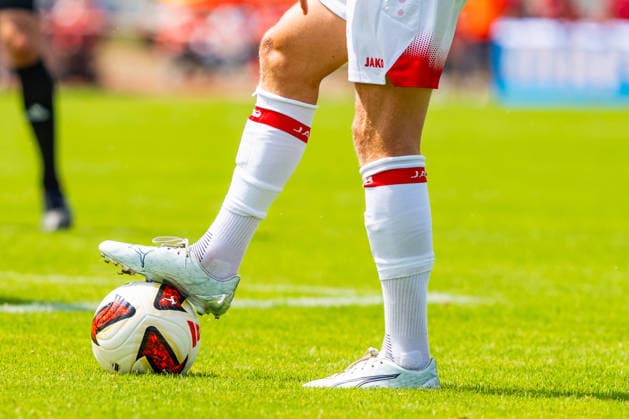 Testspiel: TSG Balingen vs. VfB Stuttgart; 19.07.2026 Balingen, GERMANY - 19. July 2027: Chris Führich (VfB Stuttgart, 10) während dem Testspiel zwischen der TSG Balingen und dem VfB Stuttgart in der BIZERBA ARENA, Balingen. *** Friendly Match: TSG Balingen vs. VfB Stuttgart, July 19, 2026, Balingen, GERMANY; July 19, 2027, Chris Führich, VfB Stuttgart, No. 10, during the friendly match between TSG Balingen and VfB Stuttgart at the BIZERBA ARENA, Balingen Copyright: xBEAUTIFULxSPORTS Steinx