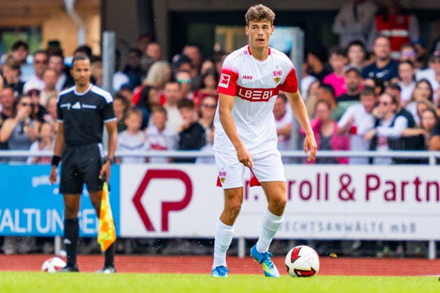 Testspiel: TSG Balingen vs. VfB Stuttgart; 19.07.2026 Balingen, GERMANY - 19. July 2027: Lauri Penna (VfB Stuttgart, 49) während dem Testspiel zwischen der TSG Balingen und dem VfB Stuttgart in der BIZERBA ARENA, Balingen. *** Friendly Match: TSG Balingen vs. VfB Stuttgart, July 19, 2026, Balingen, GERMANY; July 19, 2027, Lauri Penna, VfB Stuttgart, 49, during the friendly match between TSG Balingen and VfB Stuttgart at the BIZERBA ARENA, Balingen Copyright: xBEAUTIFULxSPORTS Steinx