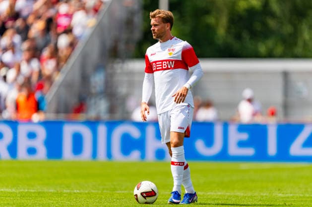 Testspiel: TSG Balingen vs. VfB Stuttgart; 19.07.2026 Balingen, GERMANY - 19. July 2027: Maximilian Mittelstädt (VfB Stuttgart, 7) während dem Testspiel zwischen der TSG Balingen und dem VfB Stuttgart in der BIZERBA ARENA, Balingen. *** Friendly Match: TSG Balingen vs. VfB Stuttgart, July 19, 2026, Balingen, GERMANY; July 19, 2027, Maximilian Mittelstädt, VfB Stuttgart, 7, during the friendly match between TSG Balingen and VfB Stuttgart at the BIZERBA ARENA, Balingen Copyright: xBEAUTIFULxSPORTS Steinx